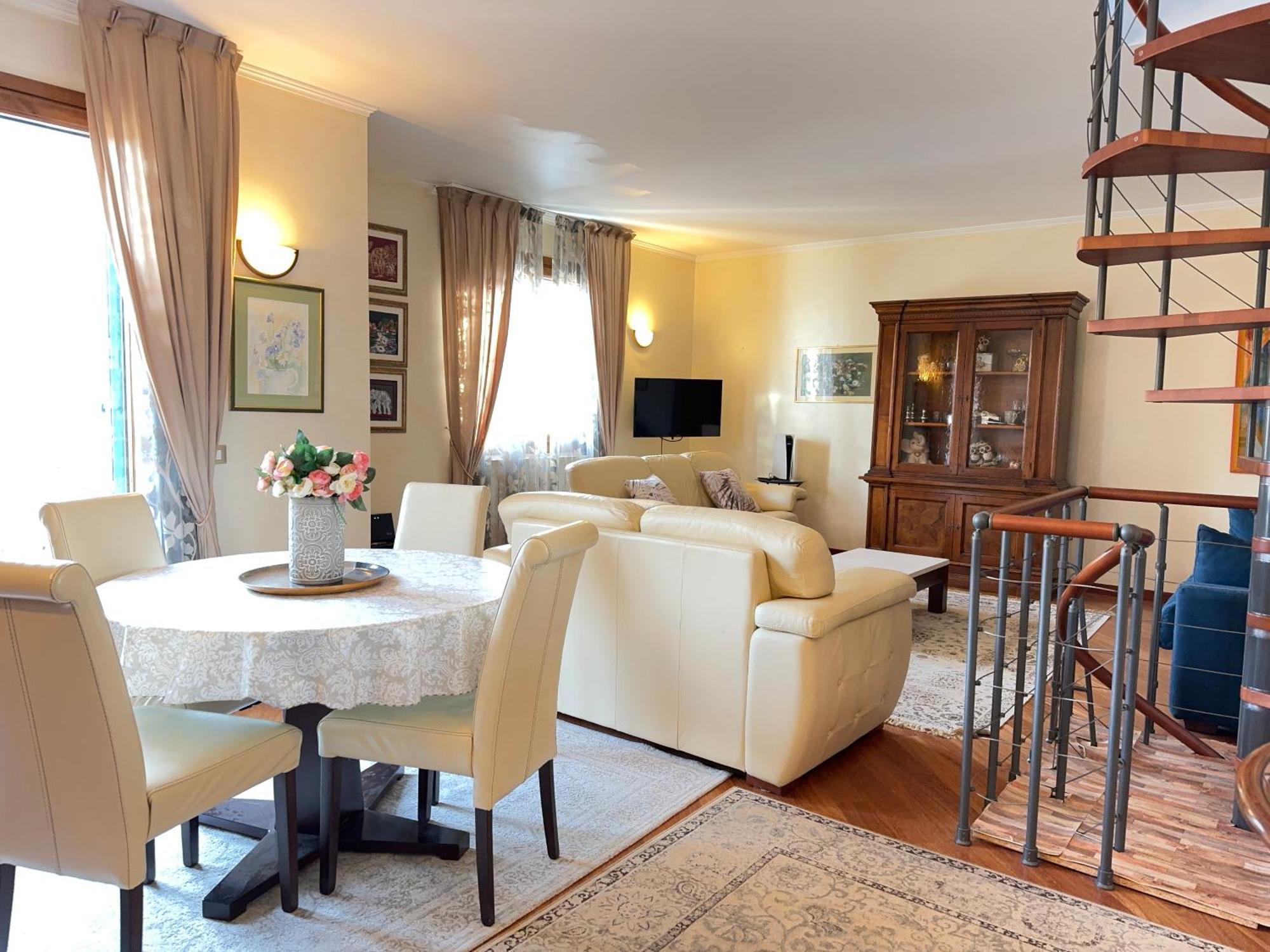 Вилла Casa Perfetta Per Grandi Famiglie, Con Jacuzzi Bevera  Экстерьер фото